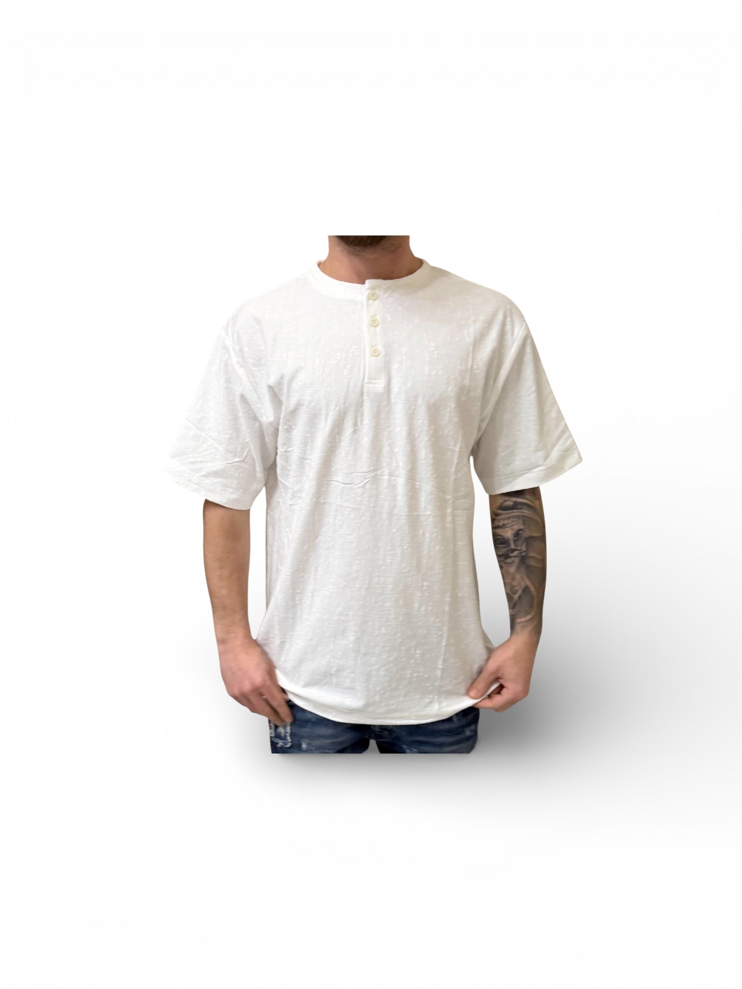Serafino white holes